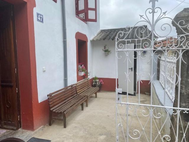 El Requexu De Rales Villa Rales  Exterior photo